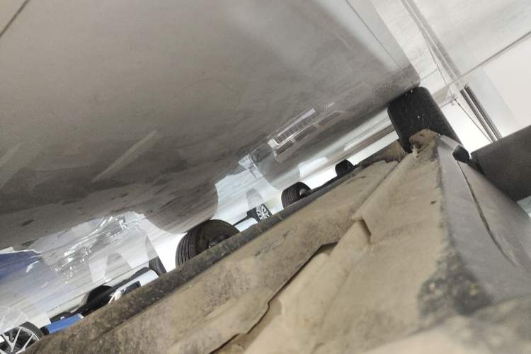 Used Toyota C-HR 2023 2.0L Luxury Edition Right Side Sill