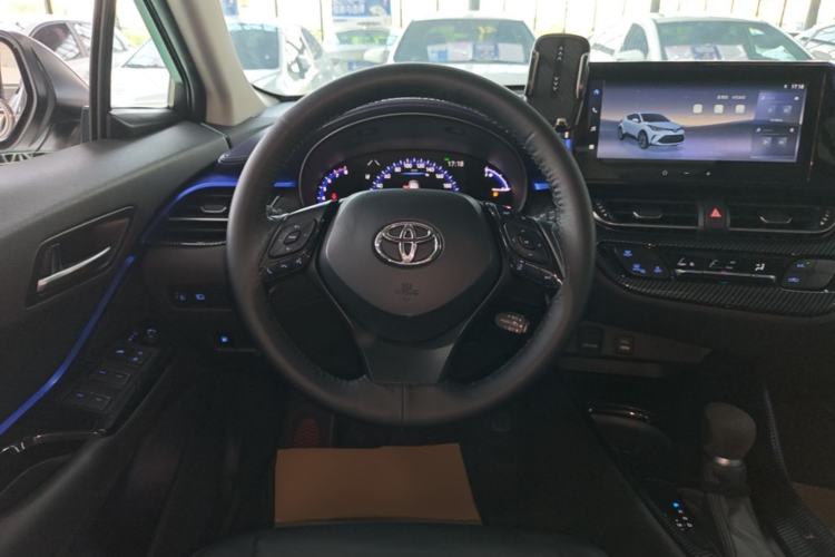 Used Toyota C-HR 2023 2.0L Luxury Edition Steering Wheel