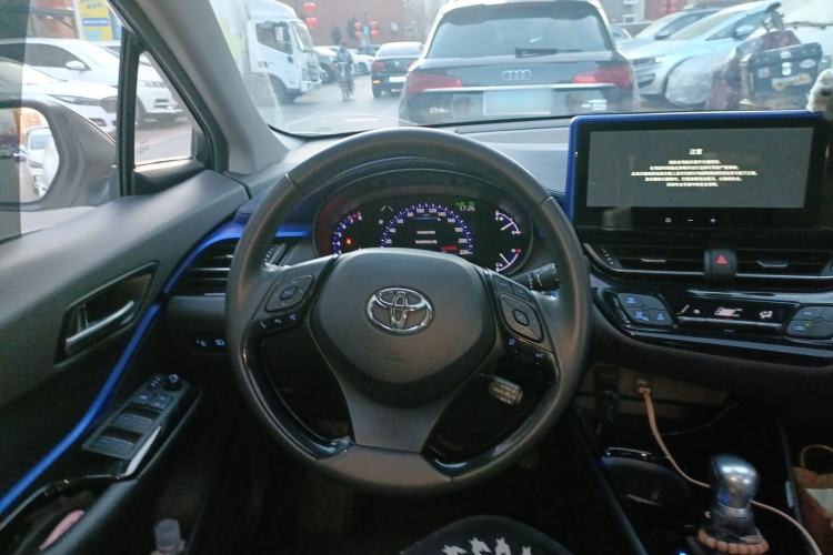 Used Toyota C-HR 2023 2.0L Luxury Edition Steering Wheel