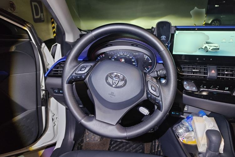 Used Toyota C-HR 2023 2.0L Leading Edition Steering Wheel
