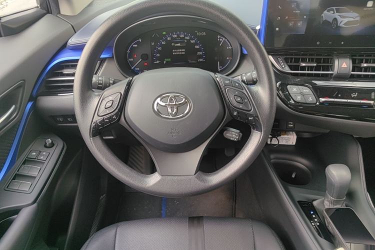 Used Toyota C-HR 2023 2.0L Smart Electric Hybrid Dual-Engine Comfort Version Steering Wheel
