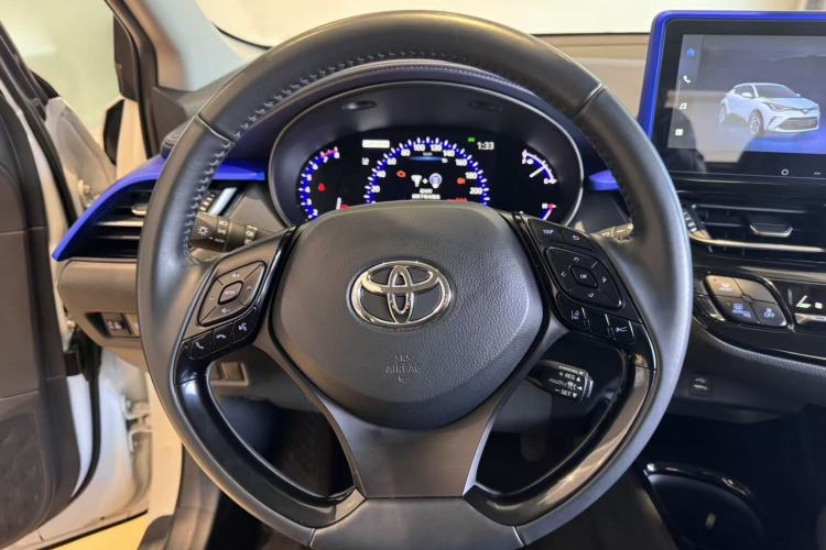 Used Toyota C-HR 2023 2.0L Luxury Edition Steering Wheel