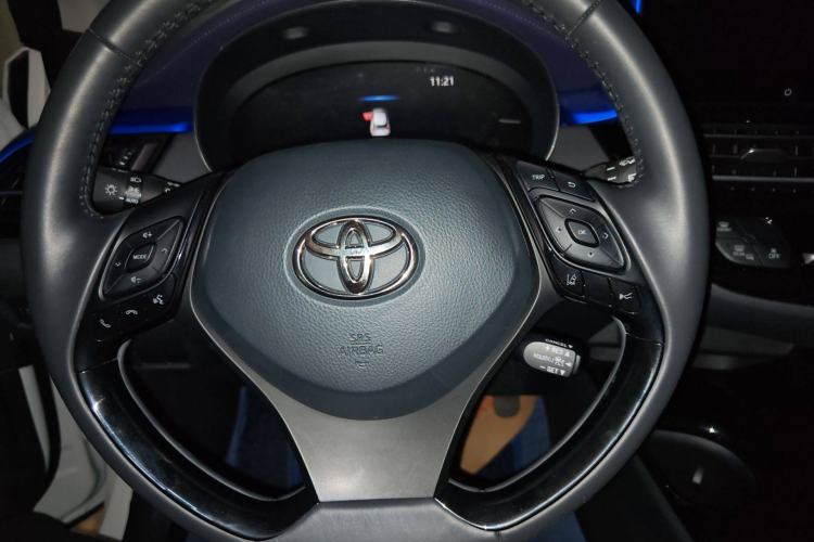 Used Toyota C-HR 2023 2.0L Luxury Edition Steering Wheel