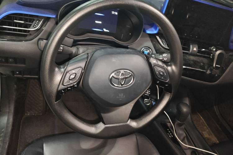 Used Toyota C-HR 2023 2.0L Leading Edition Steering Wheel