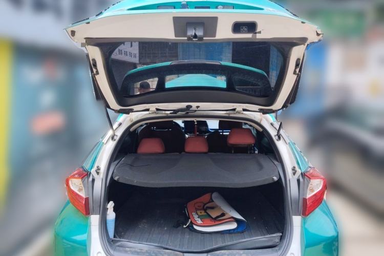Used Toyota C-HR 2023 2.0L Comfort Edition Trunk