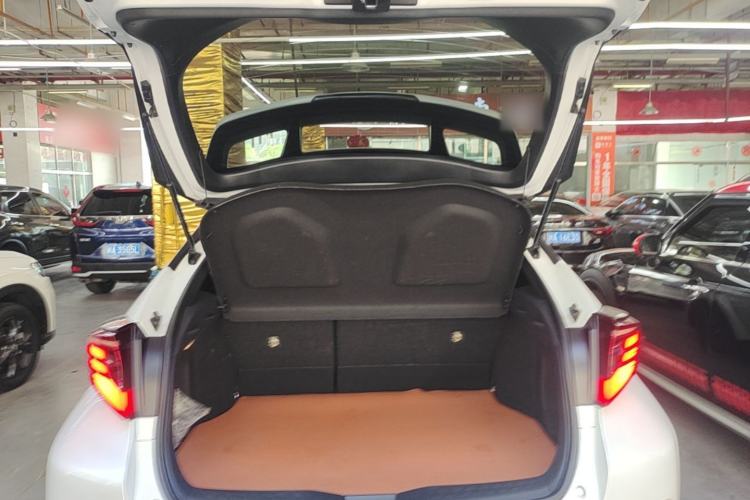 Used Toyota C-HR 2023 2.0L Luxury Edition Trunk