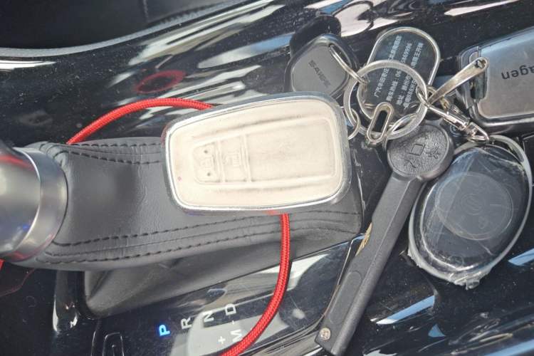 Used Toyota C-HR 2023 2.0L Luxury Edition Vehicle Key
