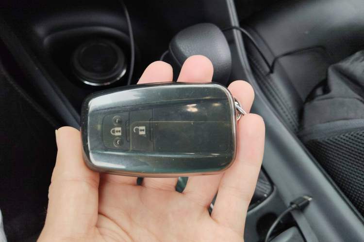 Used Toyota C-HR 2023 2.0L Comfort Edition Vehicle Key