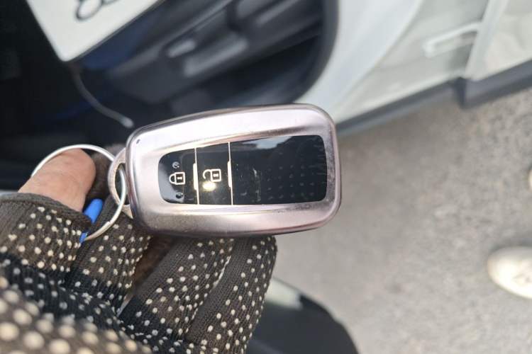 Used Toyota C-HR 2023 2.0L Comfort Edition Vehicle Key