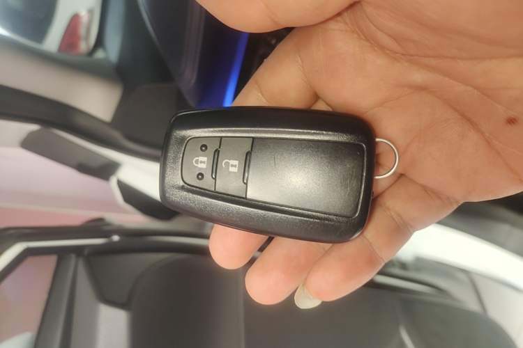 Used Toyota C-HR 2023 2.0L Comfort Edition Vehicle Key