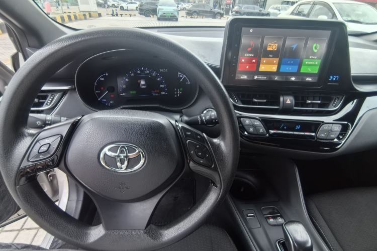 Used Toyota C-HR EV 2020 Leading Edition Steering Wheel