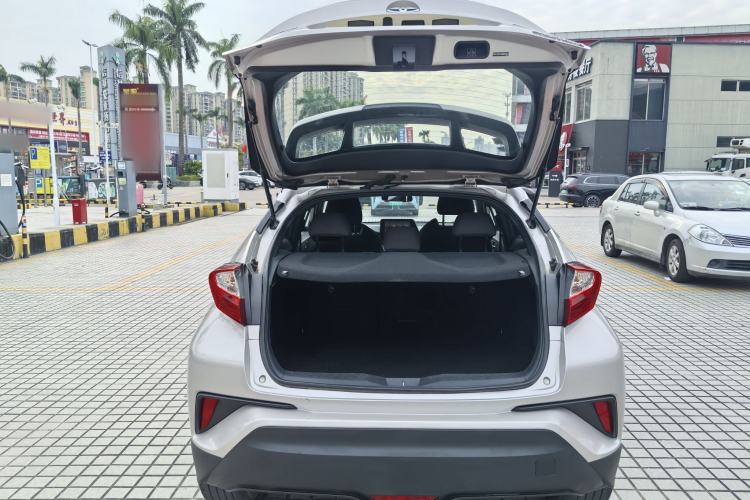 Used Toyota C-HR EV 2020 Leading Edition Trunk