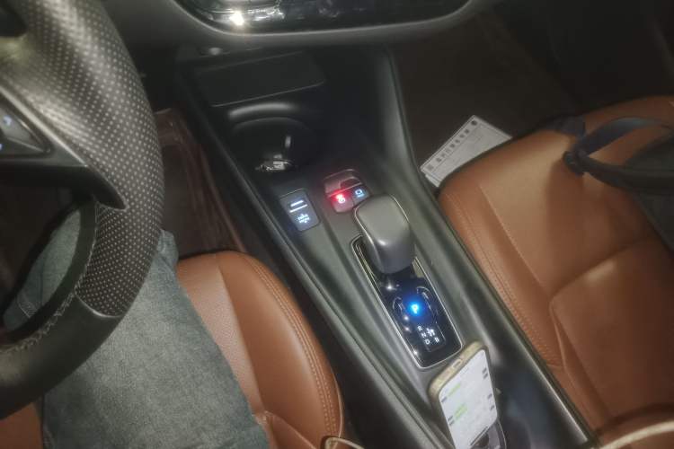 Used Toyota C-HR EV 2020 Leading Edition Gear Lever