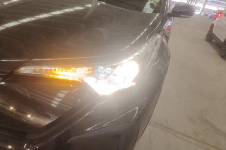 Used Toyota C-HR EV 2020 Leading Edition Left Front Headlight