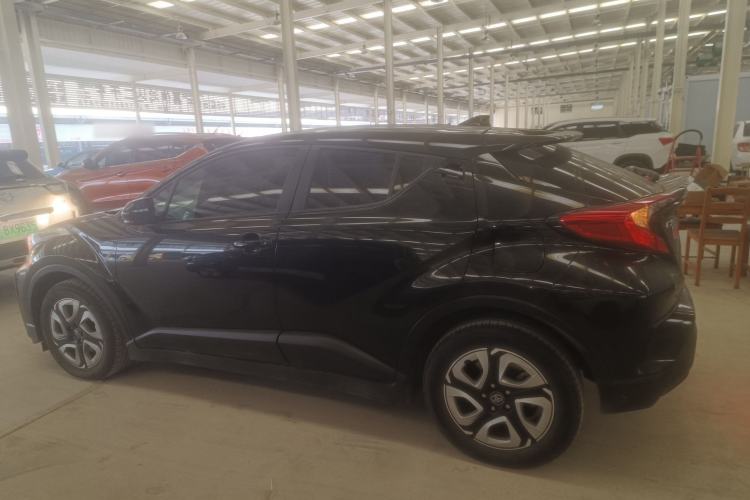 Used Toyota C-HR EV 2020 Leading Edition Left Side