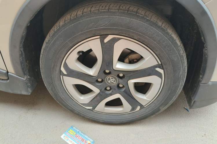 Used Toyota C-HR EV 2020 Deluxe Sunroof Edition Right Front Wheel Hub