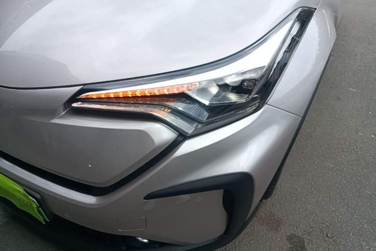 Used Toyota C-HR EV 2020 Deluxe Sunroof Edition Left Front Headlight