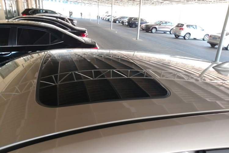 Used Toyota C-HR EV 2020 Deluxe Sunroof Edition Roof