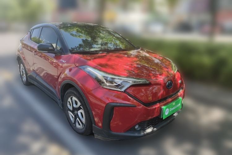 Used Toyota C-HR EV 2020 Deluxe Sunroof Edition Front Right 45 Deg