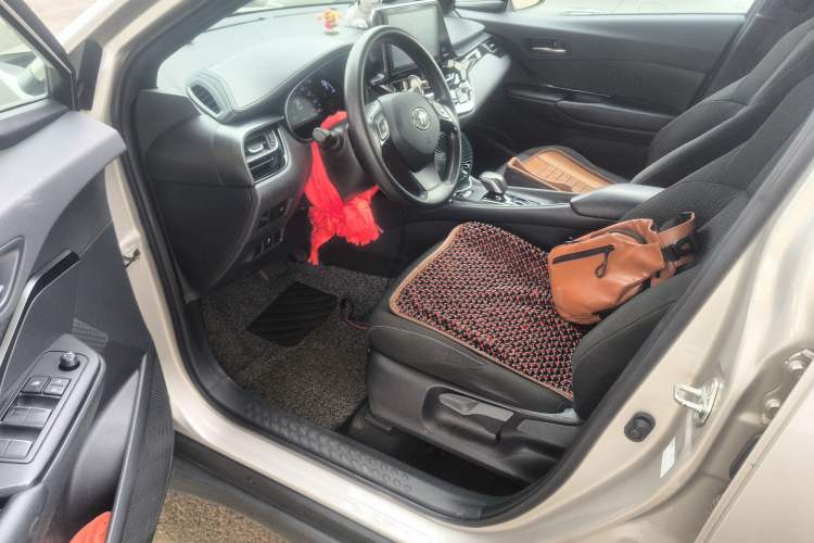 Used Toyota C-HR EV 2020 Leading Edition Driver Seat