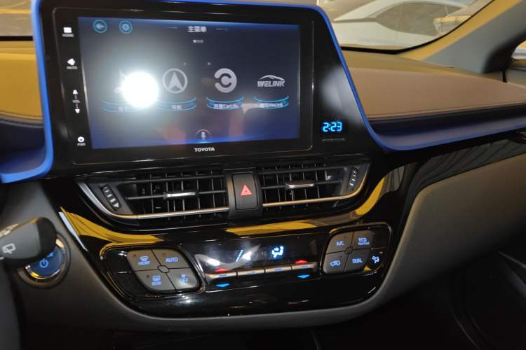 Used Toyota C-HR EV 2020 Deluxe Sunroof Edition Audio And AC Panel