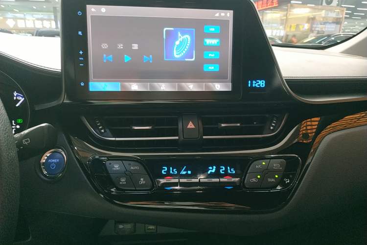 Used Toyota C-HR EV 2020 Leading Edition Audio And AC Panel