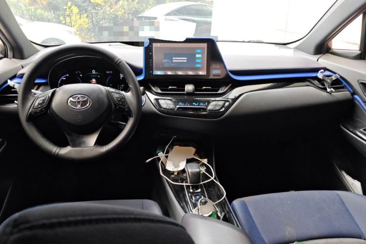 Used Toyota C-HR EV 2020 Luxury Sunroof Edition Center Console