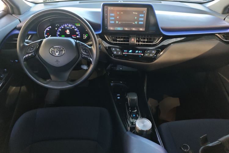 Used Toyota C-HR EV 2020 Luxury Sunroof Edition Center Console
