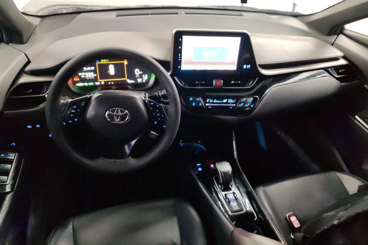 Used Toyota C-HR EV 2020 Deluxe Sunroof Edition Center Console