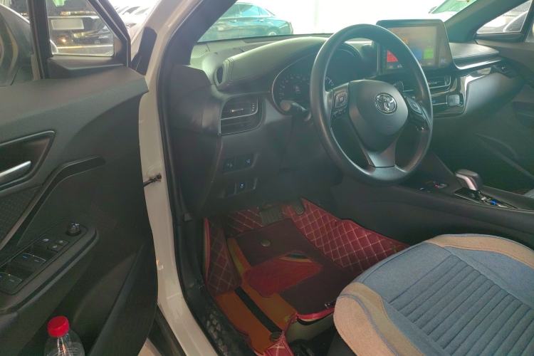 Used Toyota C-HR EV 2020 Leading Edition Driver Seat