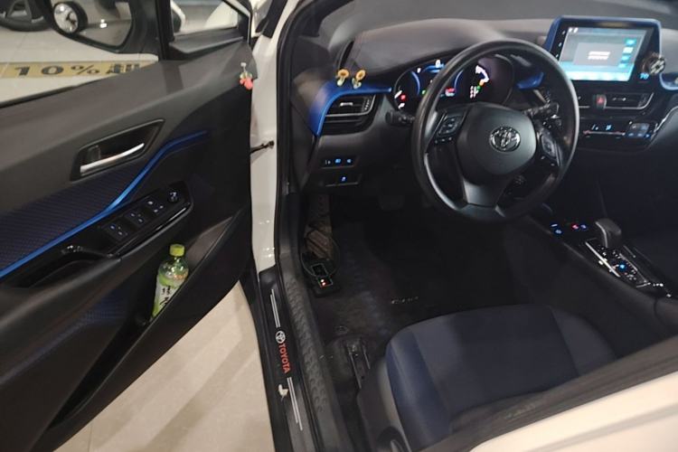 Used Toyota C-HR EV 2020 Luxury Sunroof Edition Driver Seat