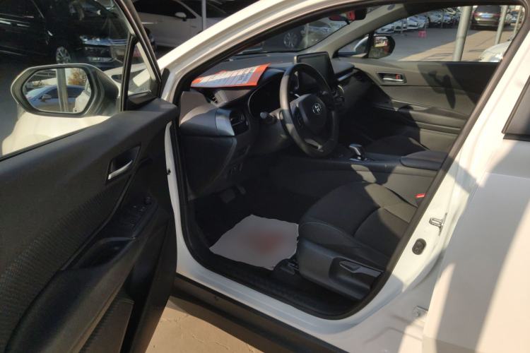 Used Toyota C-HR EV 2020 Leading Edition Driver Seat