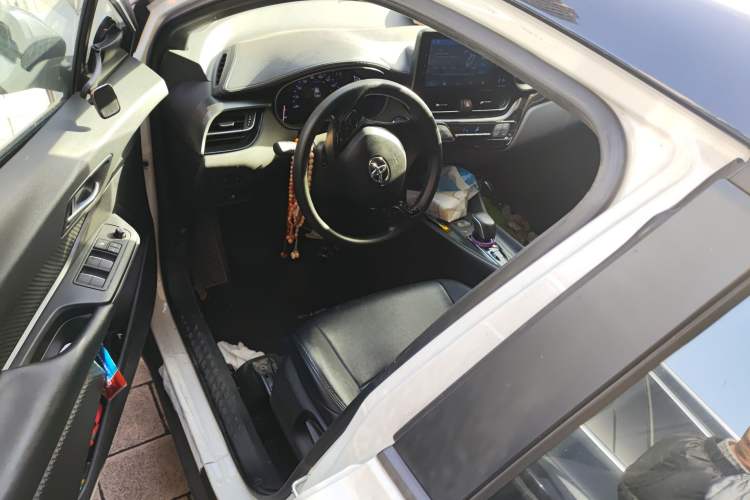 Used Toyota C-HR EV 2020 Leading Edition Driver Seat