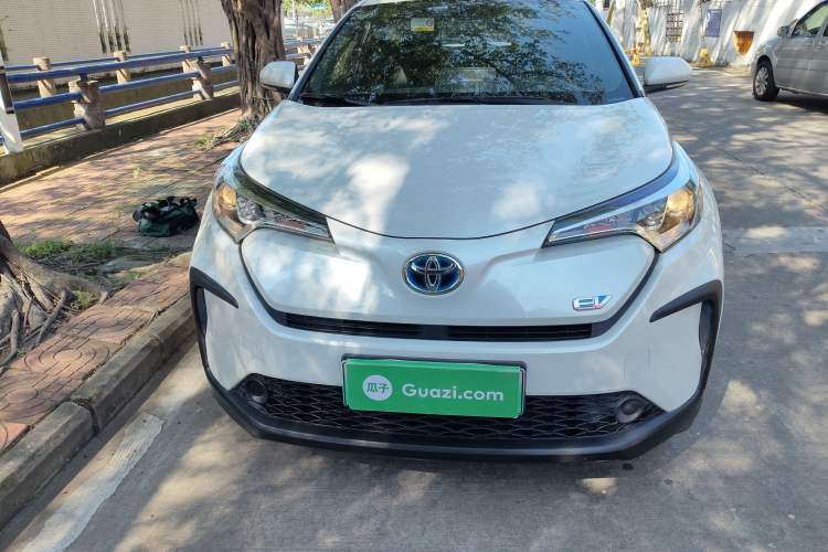 Used Toyota C-HR EV 2020 Leading Edition Exterior 1