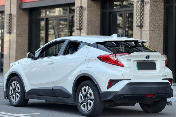 Used Toyota C-HR EV 2020 Luxury Edition Exterior 2