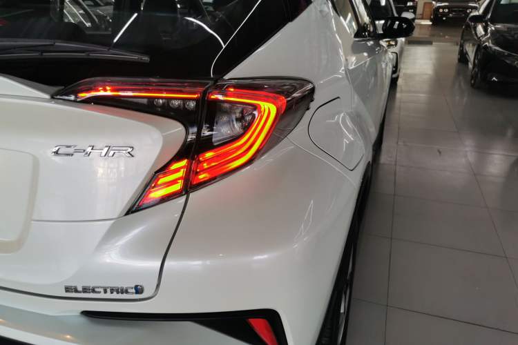 Used Toyota C-HR EV 2020 Deluxe Sunroof Edition Exterior 3