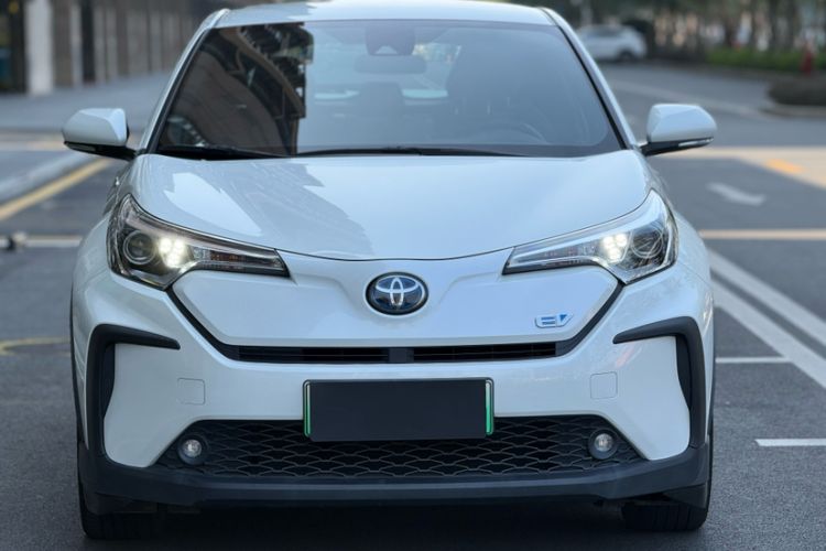 Used Toyota C-HR EV 2020 Luxury Edition Exterior 4
