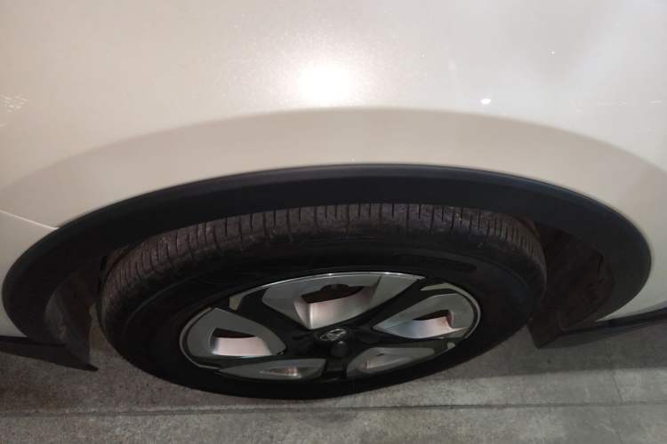 Used Toyota C-HR EV 2020 Deluxe Sunroof Edition Exterior 4