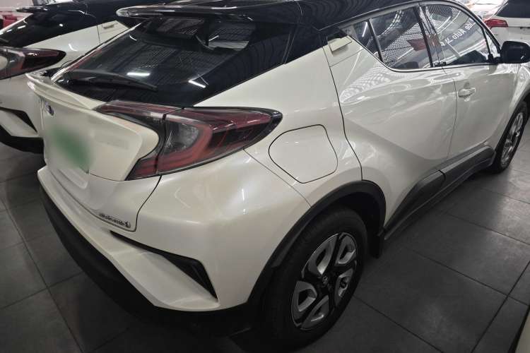 Used Toyota C-HR EV 2020 Deluxe Sunroof Edition Exterior 4