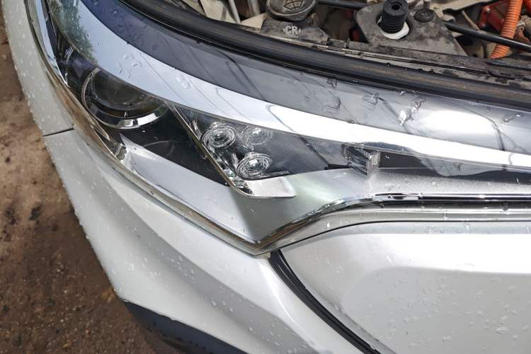 Used Toyota C-HR EV 2020 Leading Edition Exterior 6