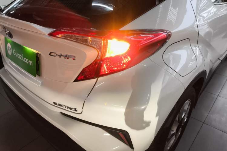 Used Toyota C-HR EV 2020 Luxury Sunroof Edition Exterior 6