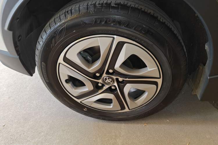 Used Toyota C-HR EV 2020 Deluxe Sunroof Edition Exterior 8