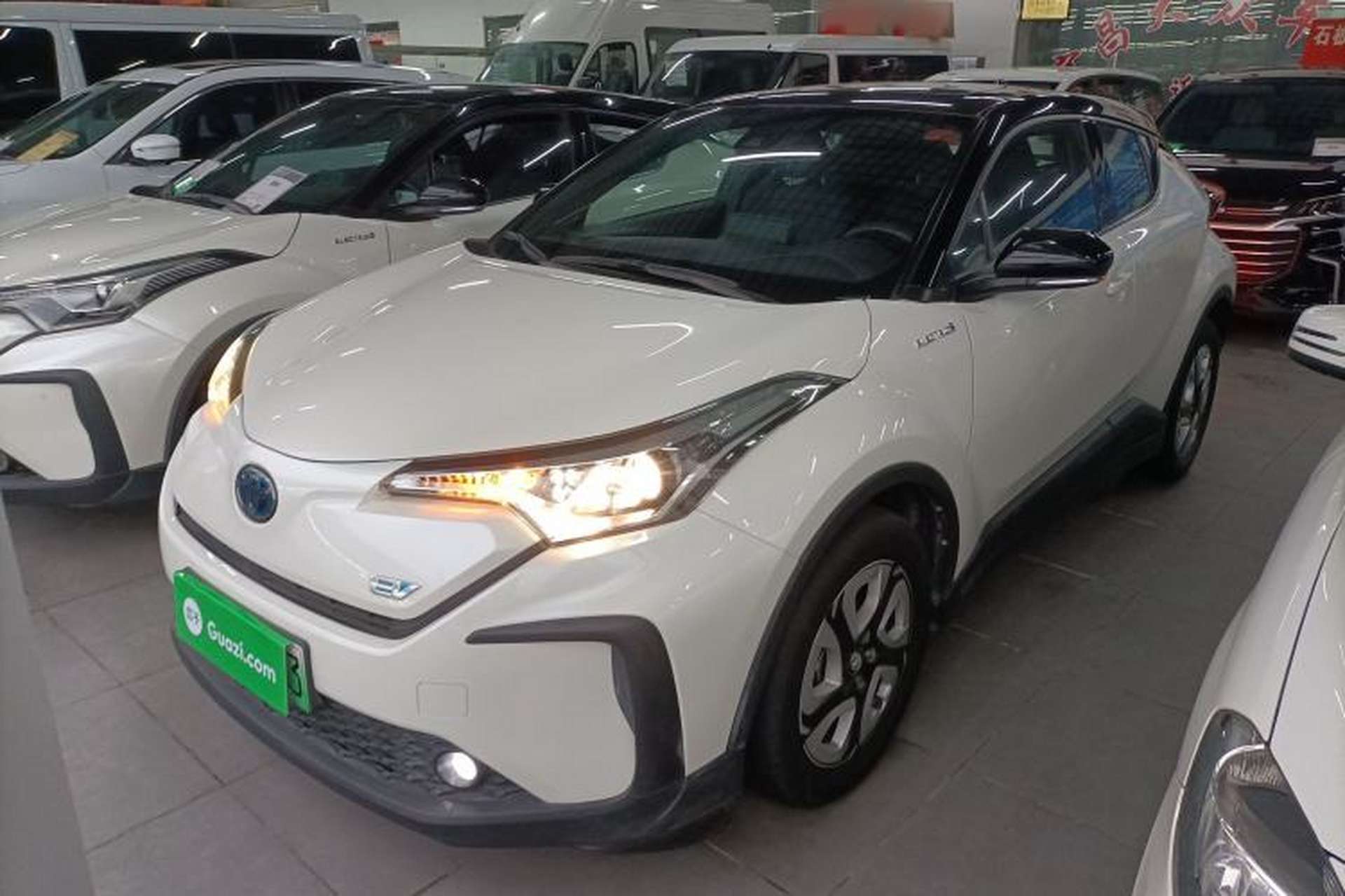 Used Toyota C-HR EV 2020 Luxury Sunroof Edition Front Left 45 Deg
