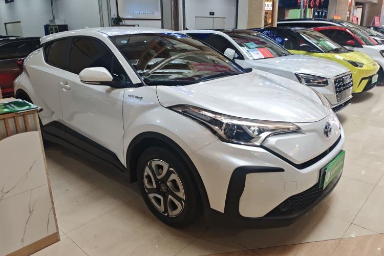 Used Toyota C-HR EV 2020 Leading Edition Front Right 45 Deg