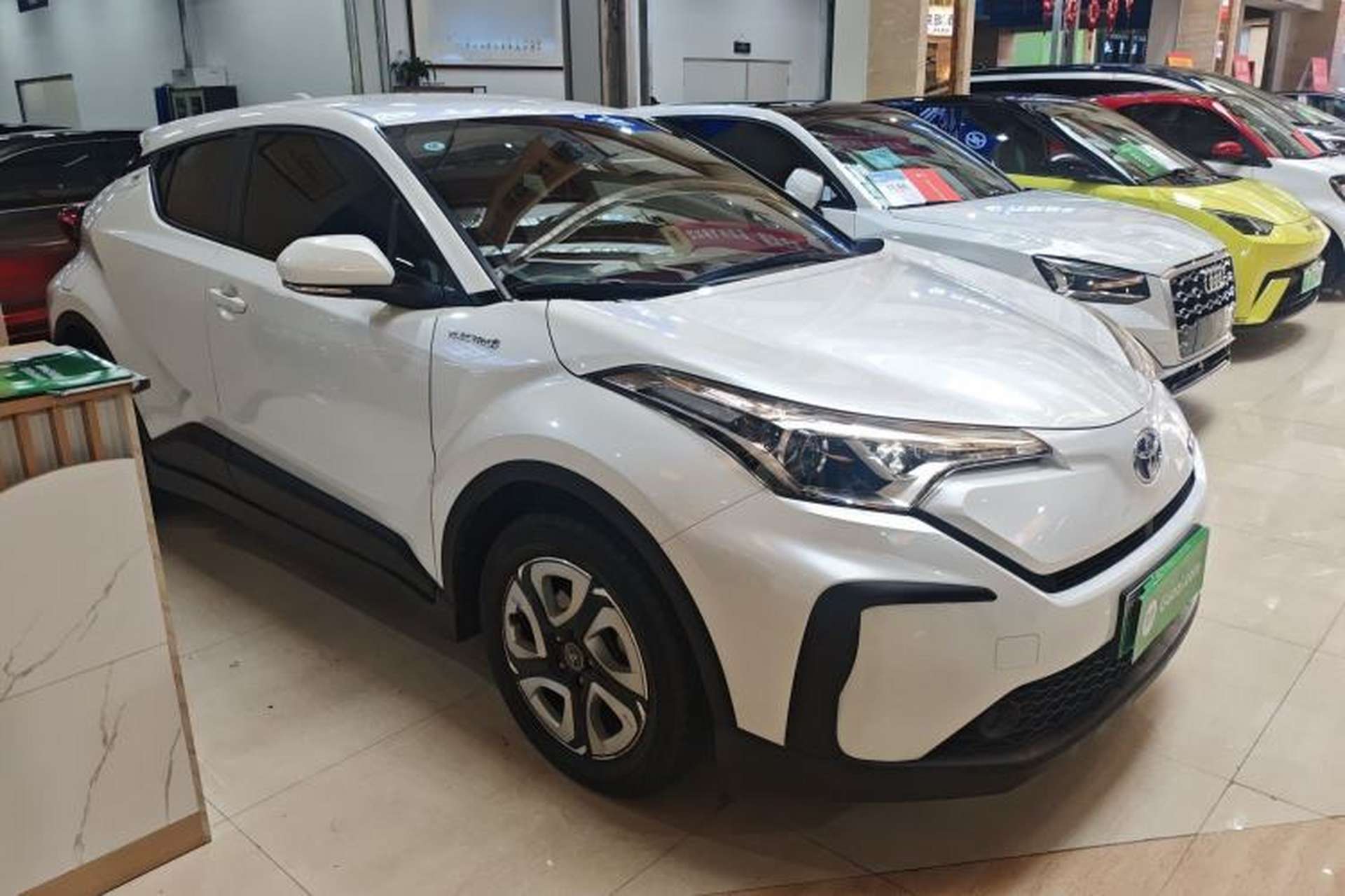 Used Toyota C-HR EV 2020 Leading Edition Front Right 45 Deg