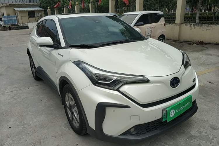 Used Toyota C-HR EV 2020 Deluxe Sunroof Edition Front Right 45 Deg