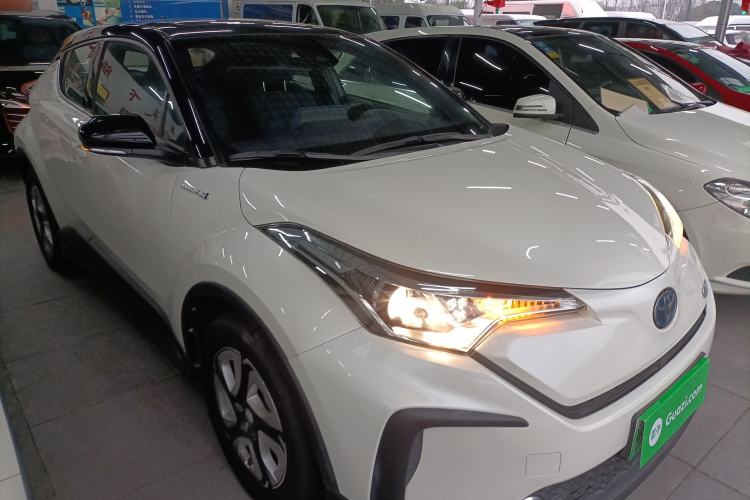 Used Toyota C-HR EV 2020 Luxury Sunroof Edition Front Right 45 Deg