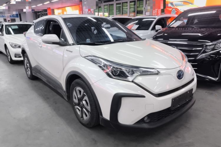 Used Toyota C-HR EV 2020 Luxury Sunroof Edition Front Right 45 Deg