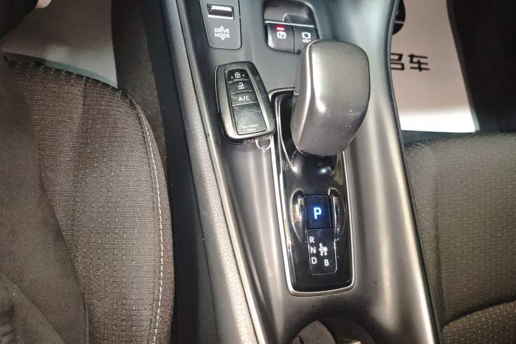 Used Toyota C-HR EV 2020 Leading Edition Gear Lever