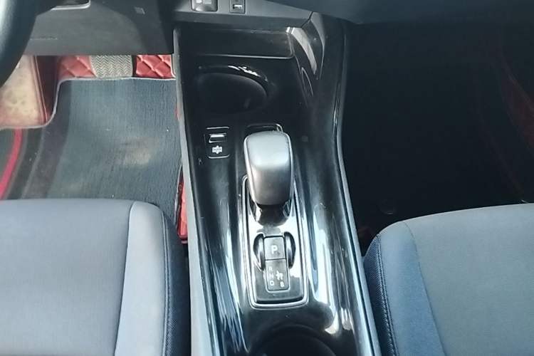 Used Toyota C-HR EV 2020 Luxury Sunroof Edition Gear Lever